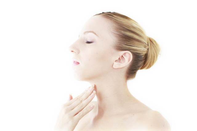 鼻筋・顎のライン