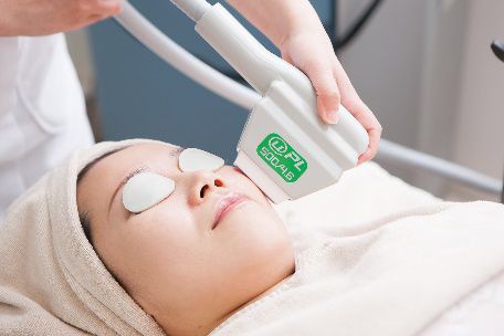 シミ治療にはフォロシルクプラス